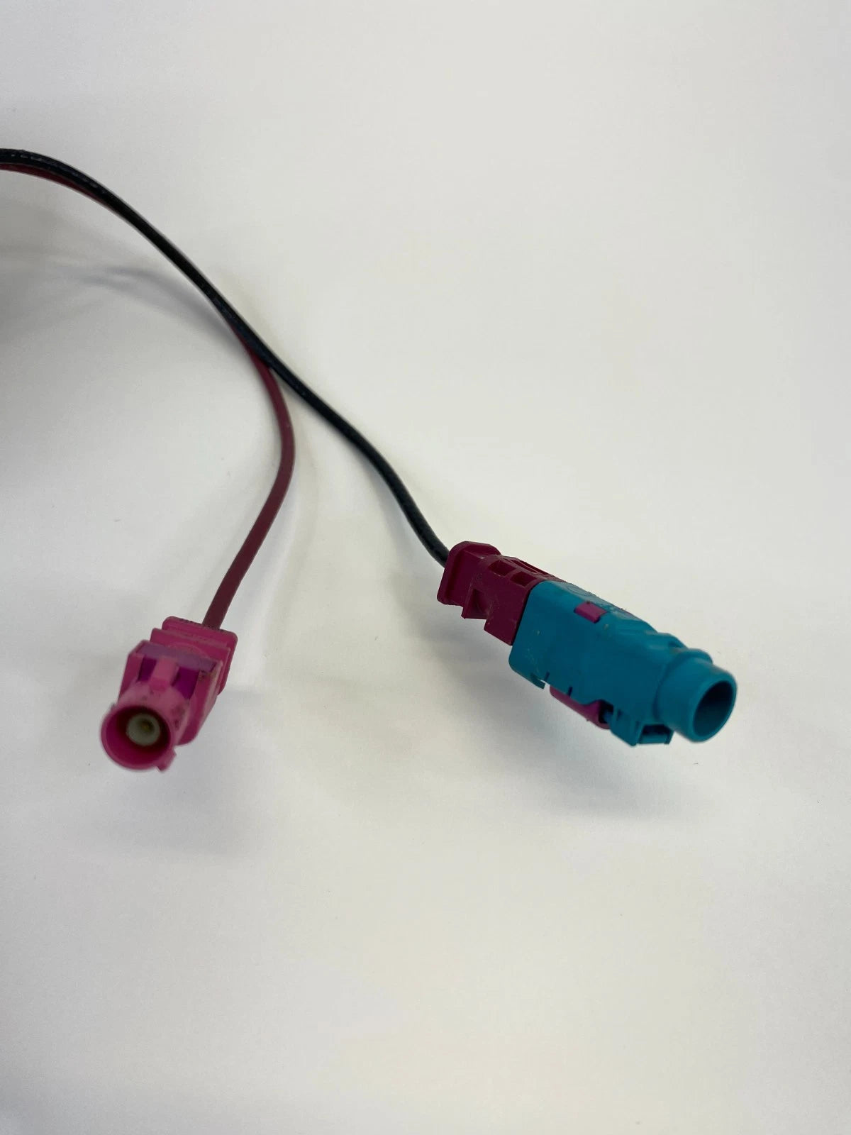 2007-2013 Mini Cooper Roof Mounted Base Radio Antenna Shark Fin 3456091-01 OEM