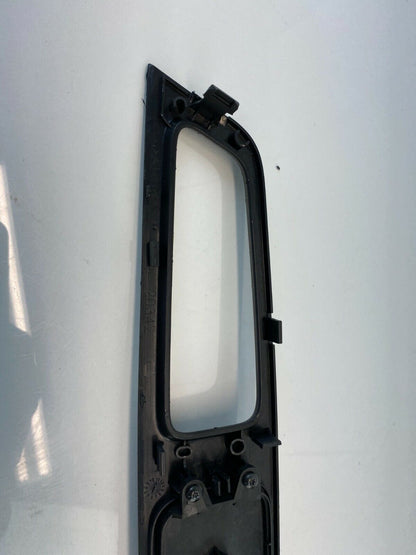 2011-2018 Volvo S60 Front Passenger Side Window Switch Bezel Trim Panel 9123969