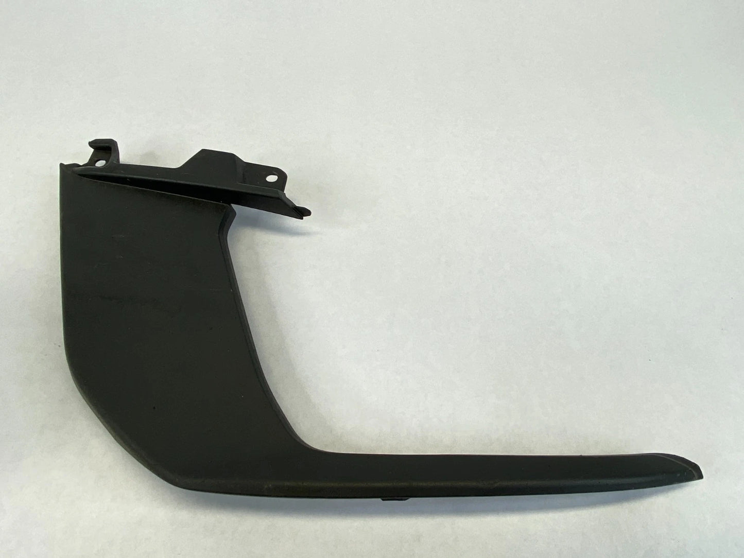2018 2019 MITSUBISHI OUTLANDER SPORT FRONT LEFT DRIVER BUMPER MOLDING 6400H863