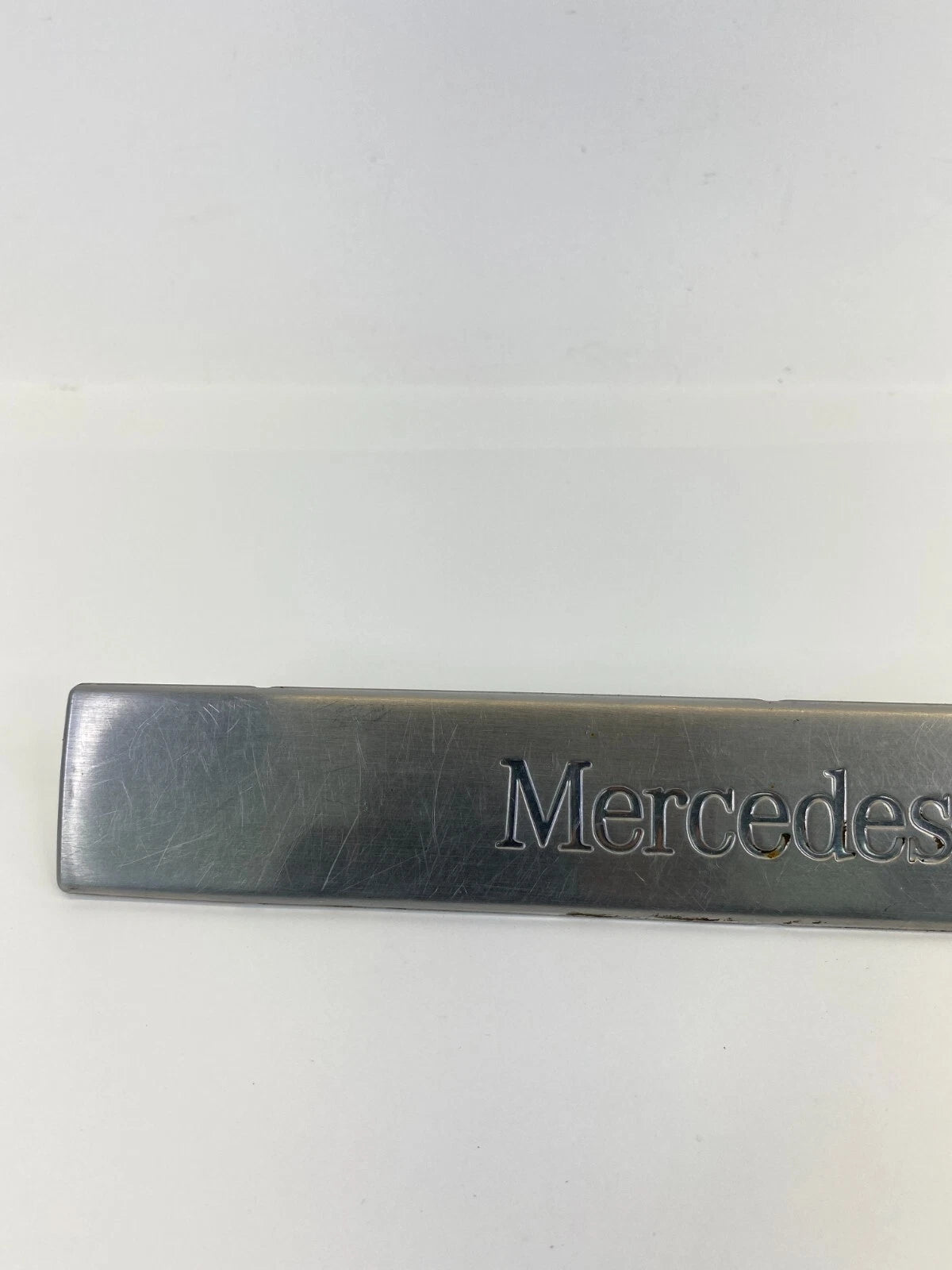2002 2003 MERCEDES-BENZ ML320 REAR RIGHT SIDE DOOR SCUFF PLATE MOULDING OEM