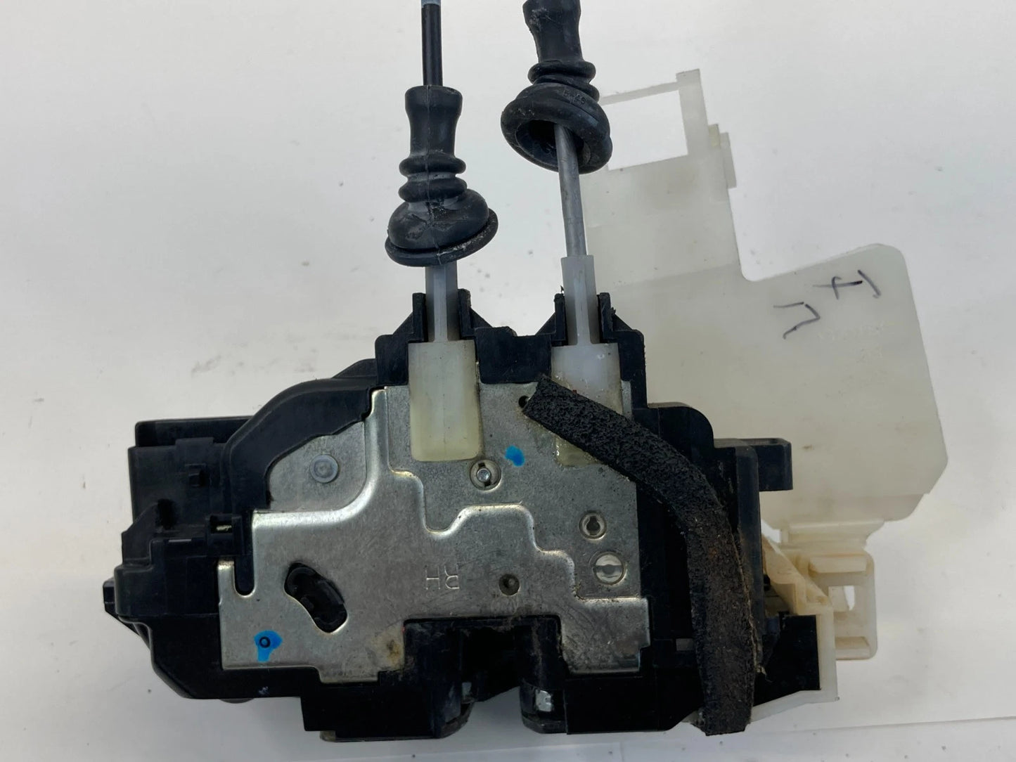 2008-2010 Hyundai Sonata Front Right Passenger Door Lock Latch Actuator OEM