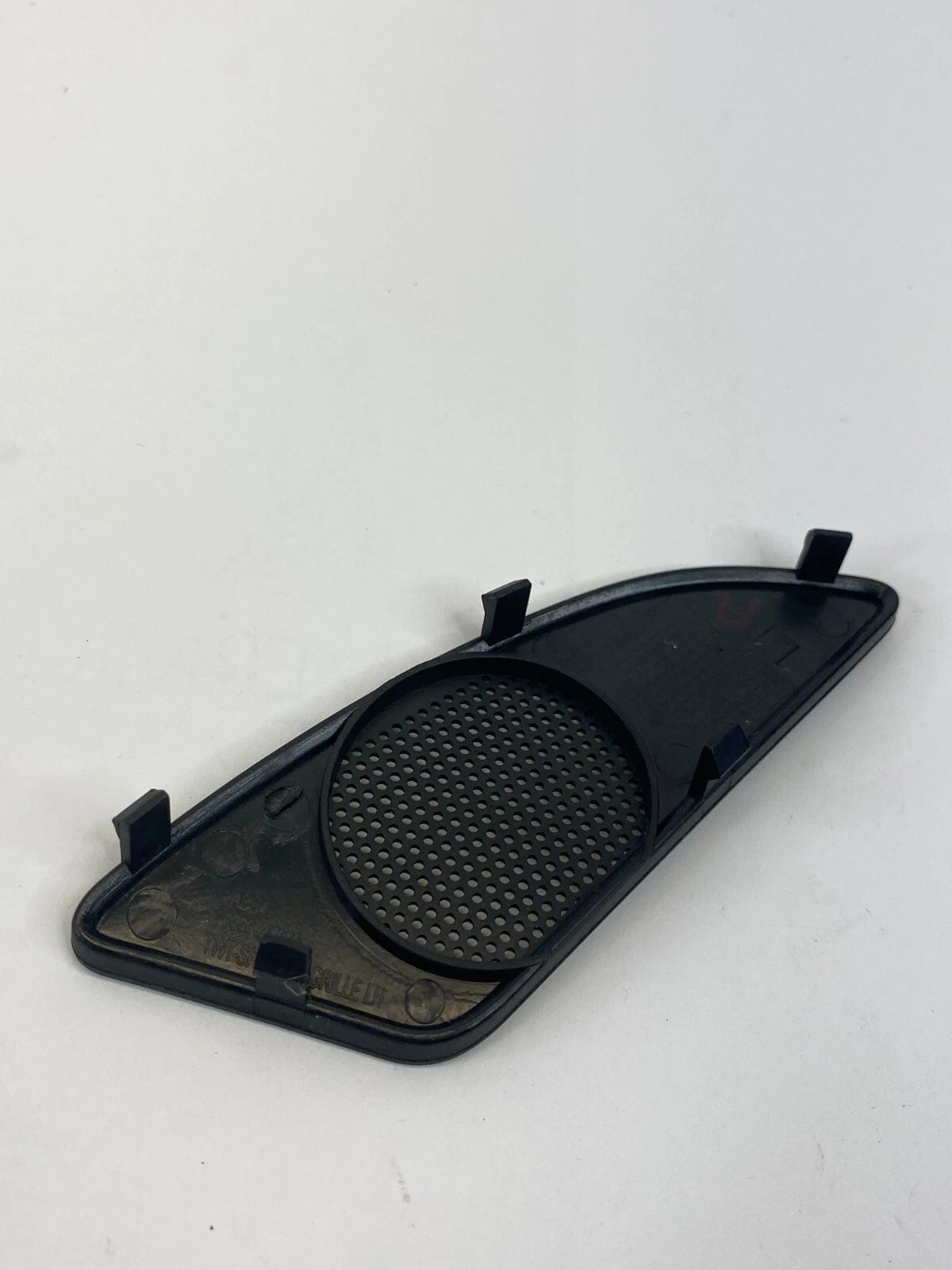 2011-2016 HYUNDAI ELANTRA FRONT LEFT DRIVER DOOR INNER SPEAKER GRILLE 963333X000