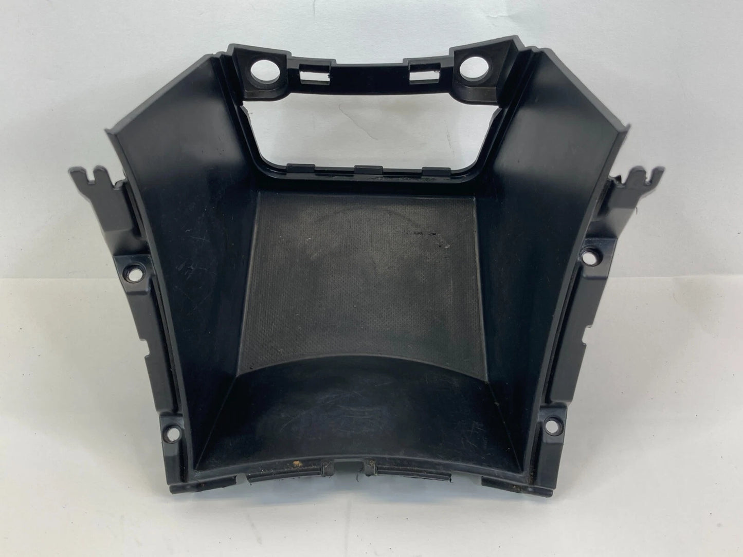 2012-2017 HYUNDAI ACCENT CENTER CONSOLE FLOOR TRAY TRIM 84612-1R000 OEM