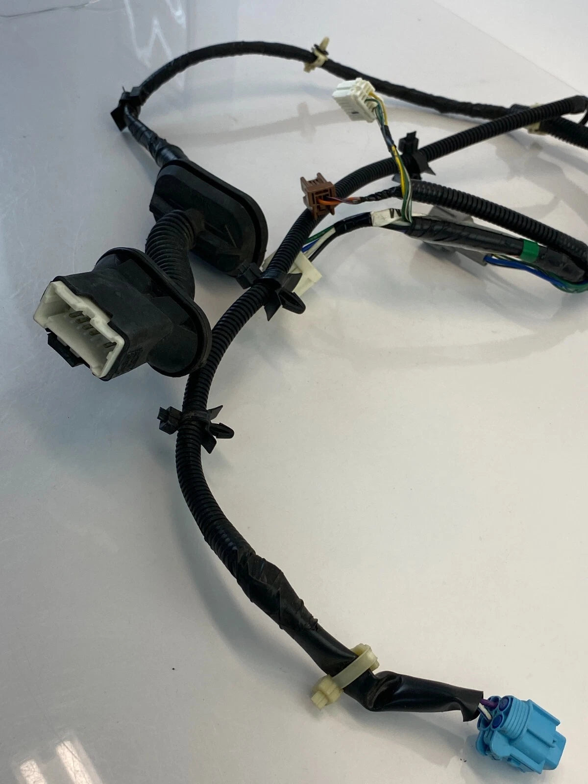 2005 2006 INFINITI G35 REAR LEFT SIDE DOOR HARNESS WIRE WIRING 24126-AC702 OEM