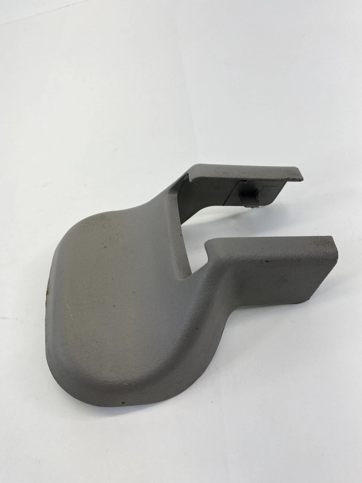 2001-2004 TOYOTA SEQUOIA FRONT RIGHT SEAT RIGHT SIDE REAR TRACK END COVER TRIM
