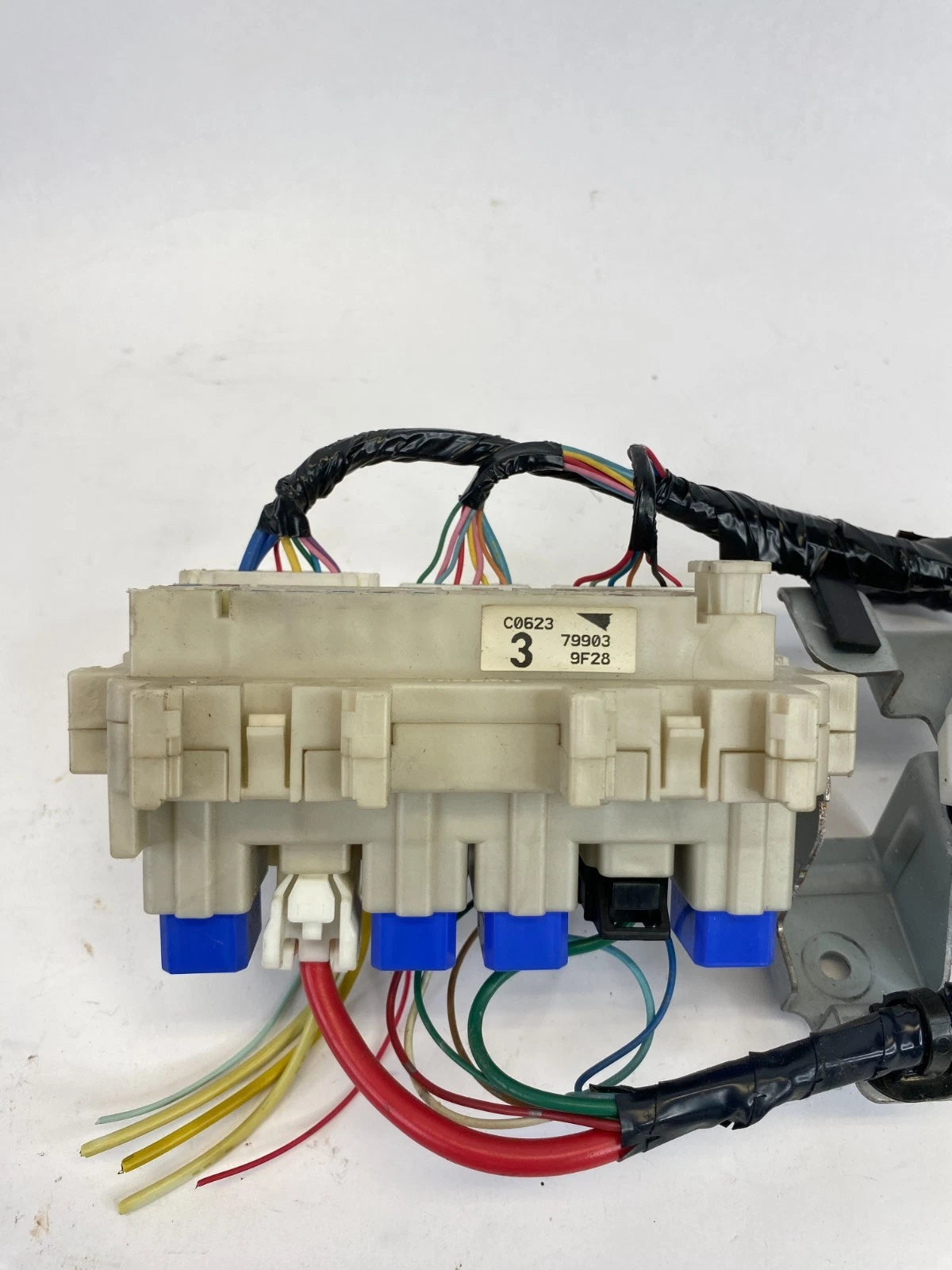 2008-2010 INFINITI G37 3.7L INTERIOR CABIN FUSE BOX JUNCTION BLOCK ASSEMBLY OEM