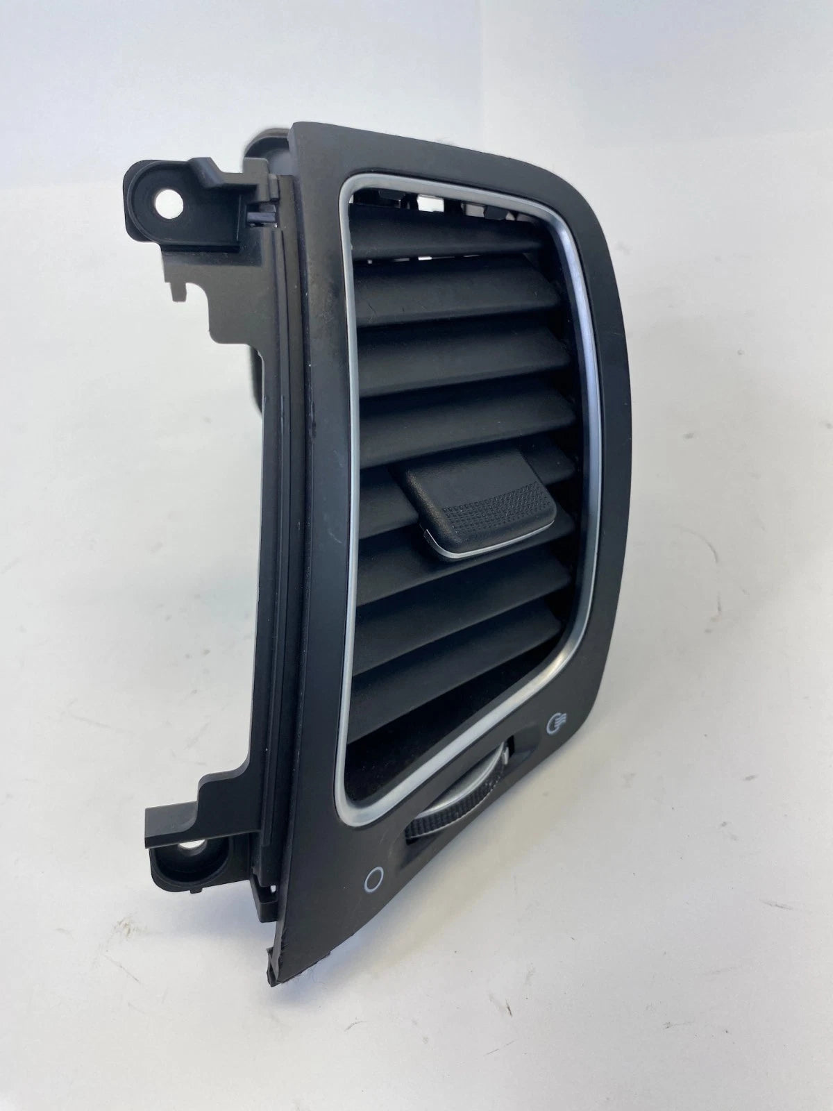 2014 2015 KIA SORENTO CENTER DASH RIGHT SIDE A/C AIR VENT GRILLE 2U974-20105 OEM