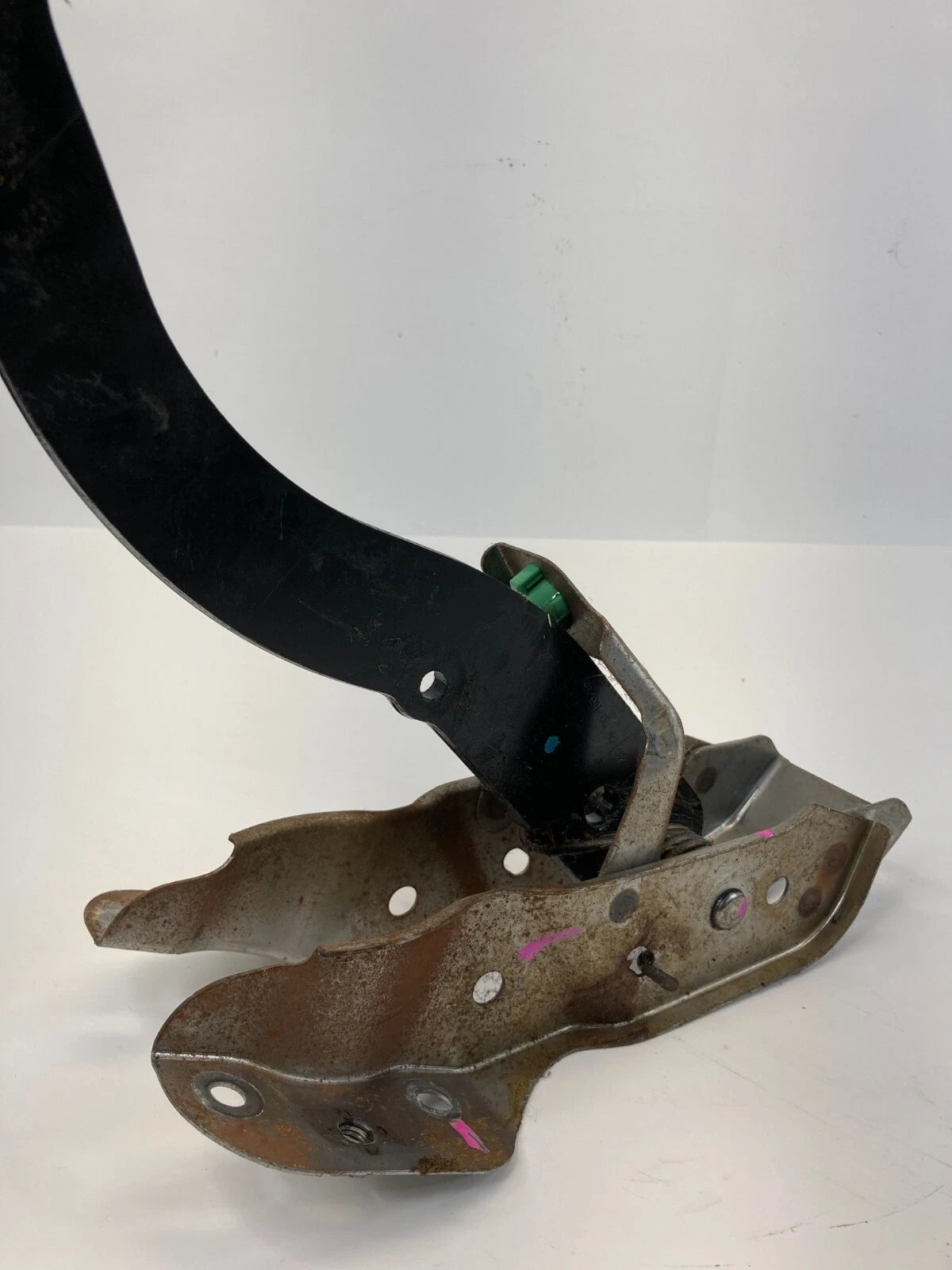 2006 HONDA ACCORD AUTOMATIC BRAKE PEDAL ASSEMBLY LEVER ARM BRACKET UNIT OEM