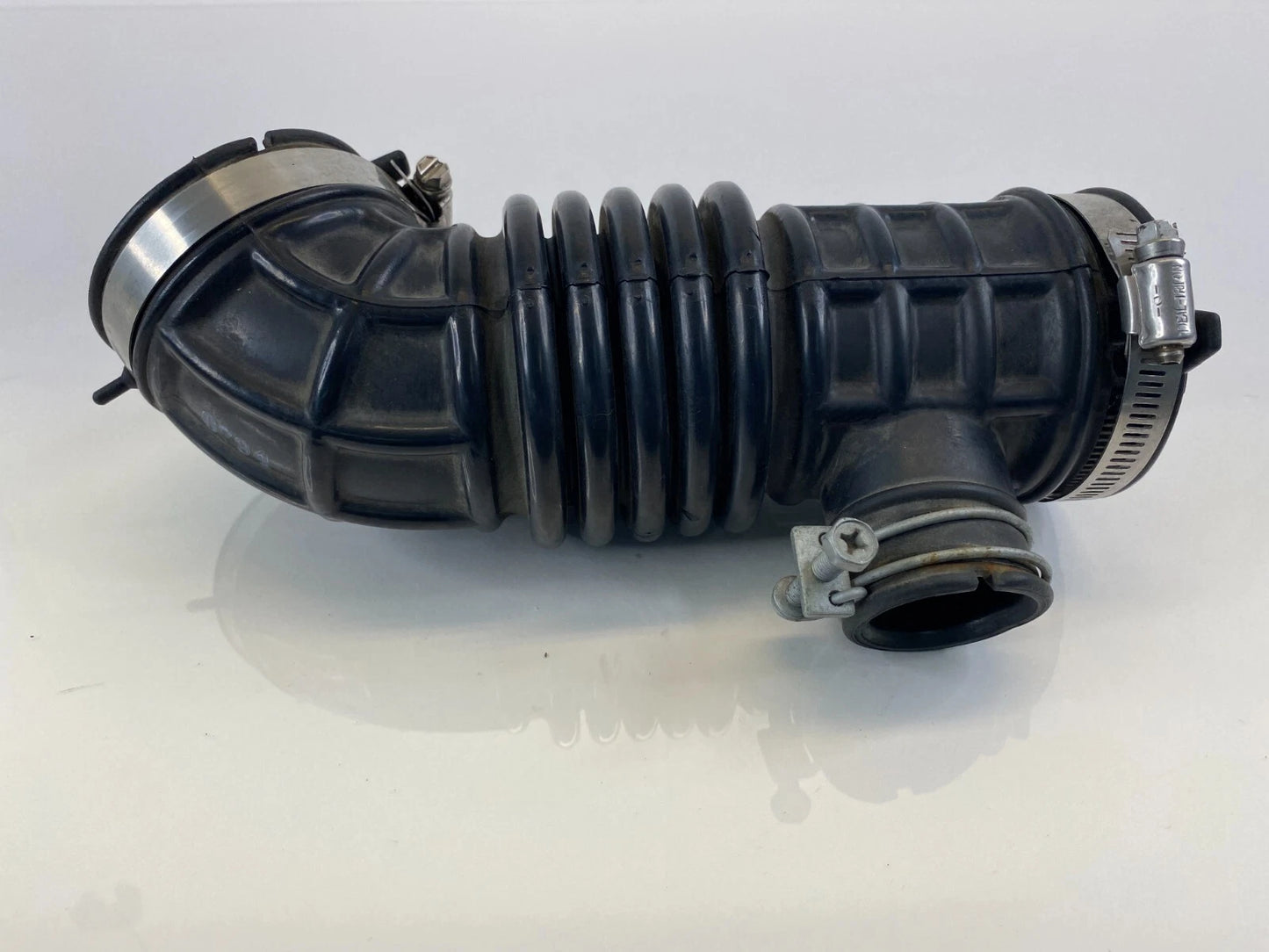2013-2018 NISSAN ALTIMA 2.5L L4 AIR INTAKE CLEANER HOSE TUBE DUCT PIPE OEM