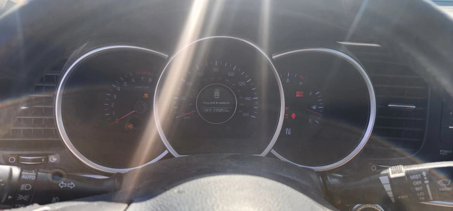 2014 2015 Kia Optima Instrument Cluster Speedometer 235K Miles 94031-2T270 OEM