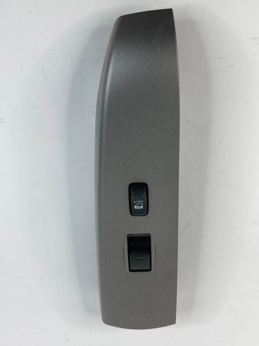 04-09 TOYOTA PRIUS FRONT RIGHT DOOR WINDOW CONTROL SWITCH BEZEL OEM 74231-47090