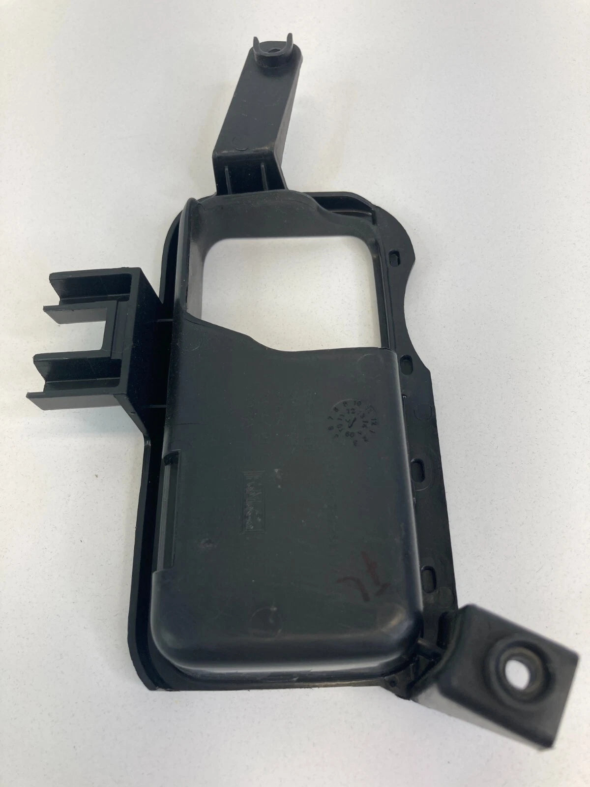 2011-2015 LINCOLN MKX FRONT LEFT INNER BRACKET DOOR HANDLE TRIM BT437822621A OEM