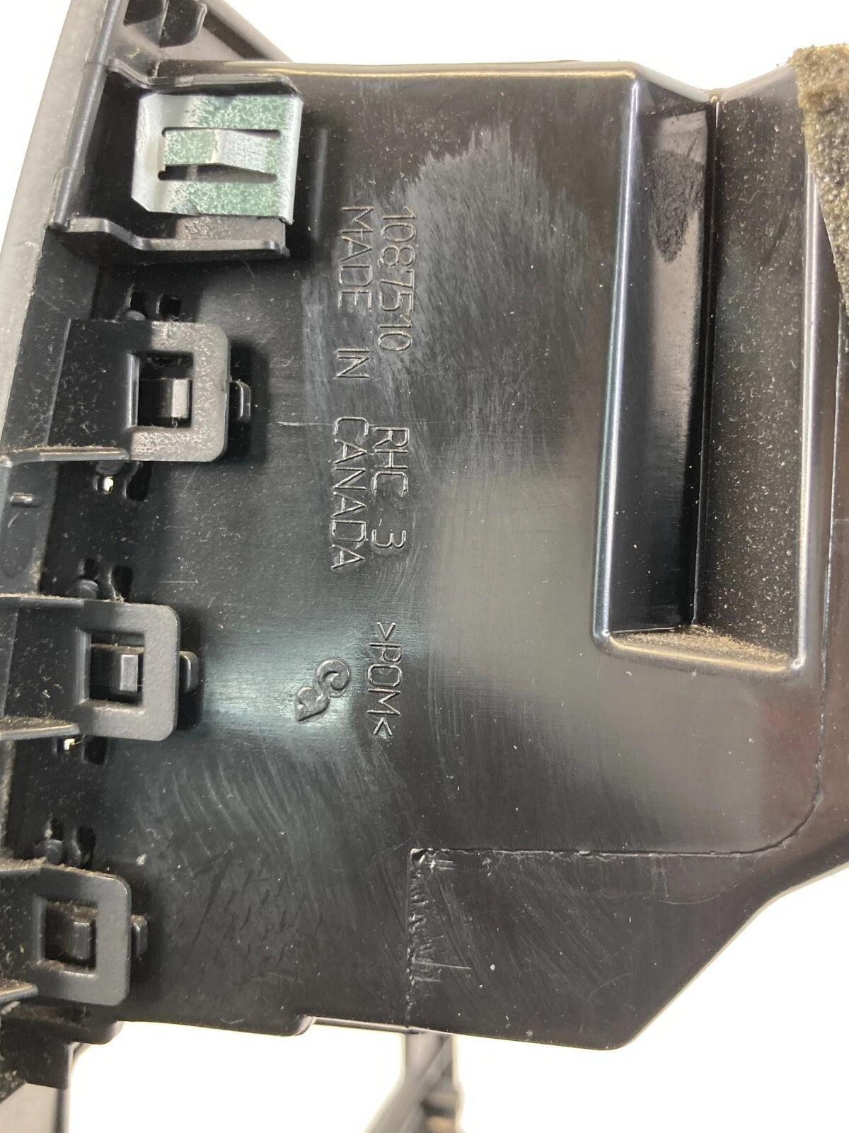 2005-2007 CHRYSLER 300 DASH RADIO BEZEL W/ AIR VENTS PANEL TRIM YH96TRMAA OEM