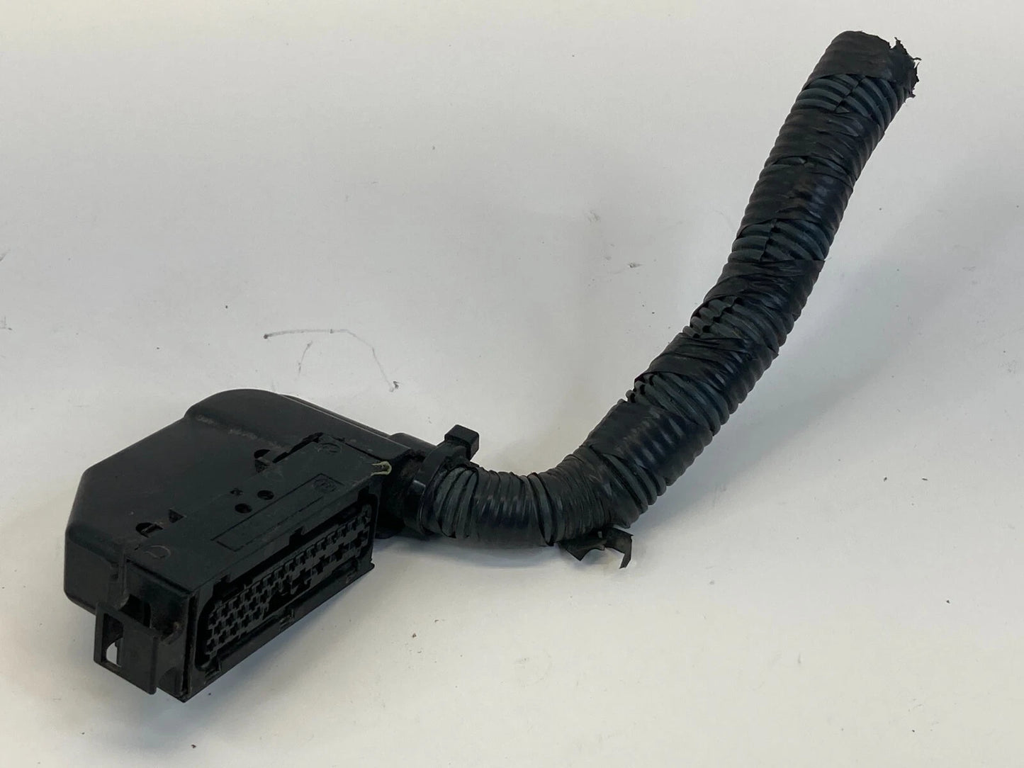 1995-1999 TOYOTA CAMRY 2.2L ABS BRAKE PUMP PIGTAIL PLUG CONNECTOR OEM