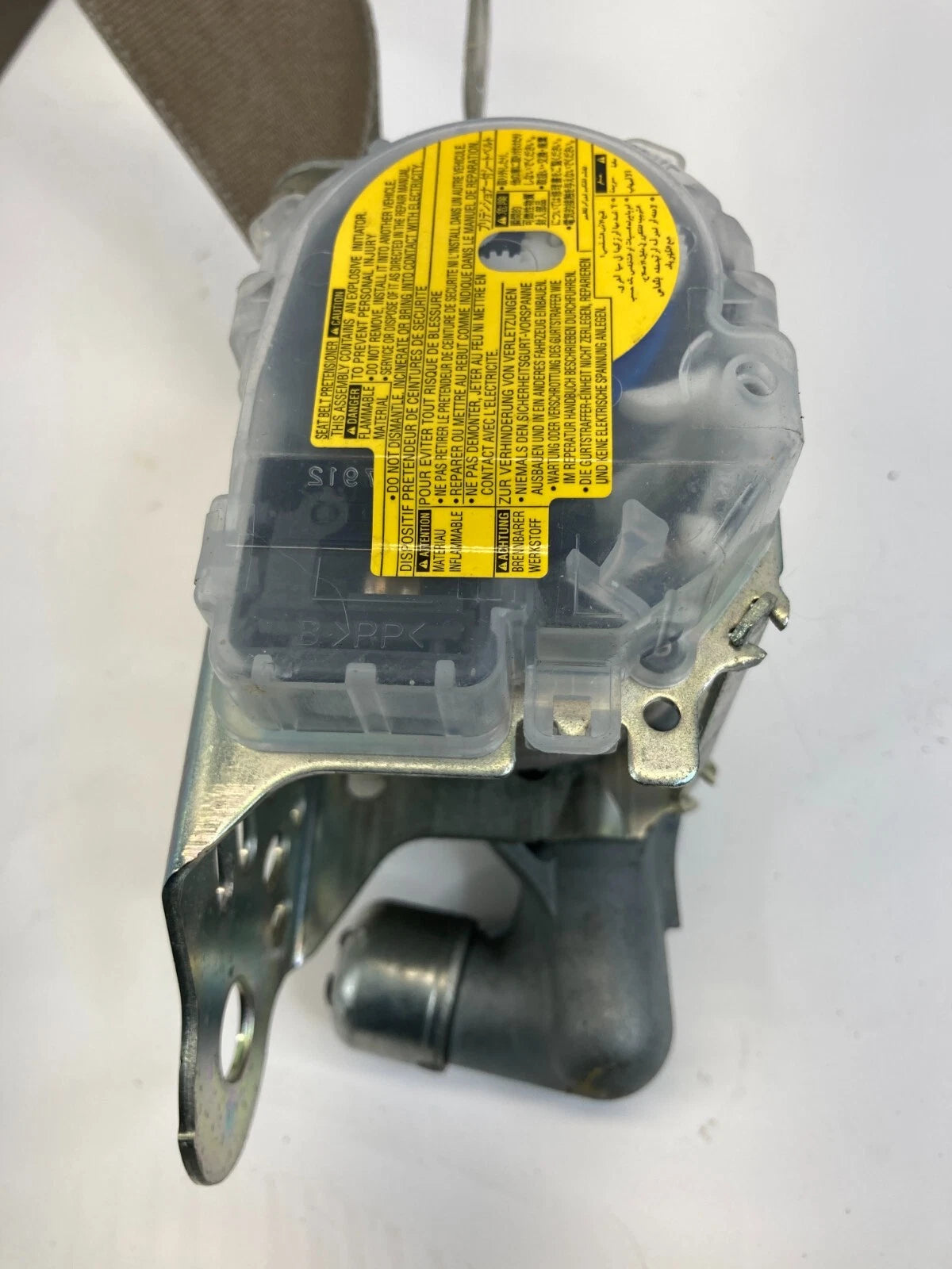 2008-2015 MITSUBISHI LANCER FRONT RIGHT PASSENGER SIDE SEAT BELT RETRACTOR OEM