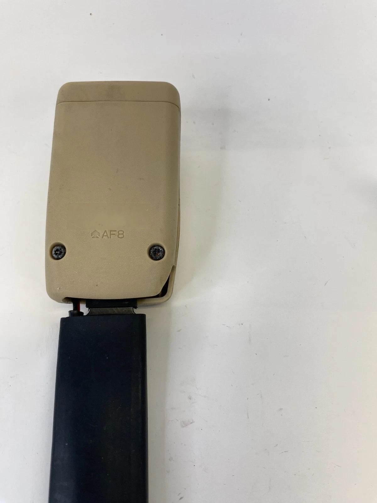 2010-2013 ACURA MDX FRONT RIGHT PASSENGER SIDE SEAT BELT BUCKLE FR RH OEM