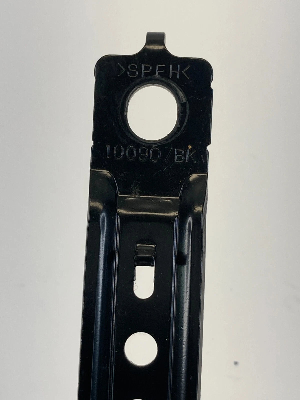 2011-2018 KIA FORTE SEDAN FRONT LEFT SIDE SEAT BELT HEIGHT ADJUSTER FR LH OEM