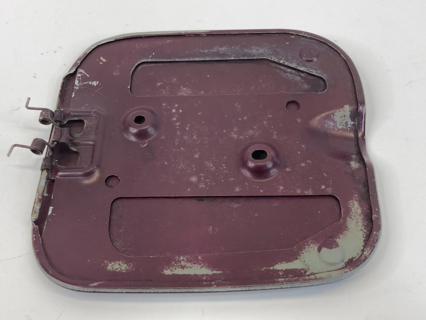 2000-2007 CHEVROLET MONTE CARLO REAR LEFT DRIVER SIDE FUEL FILLER FLAP PANEL OEM