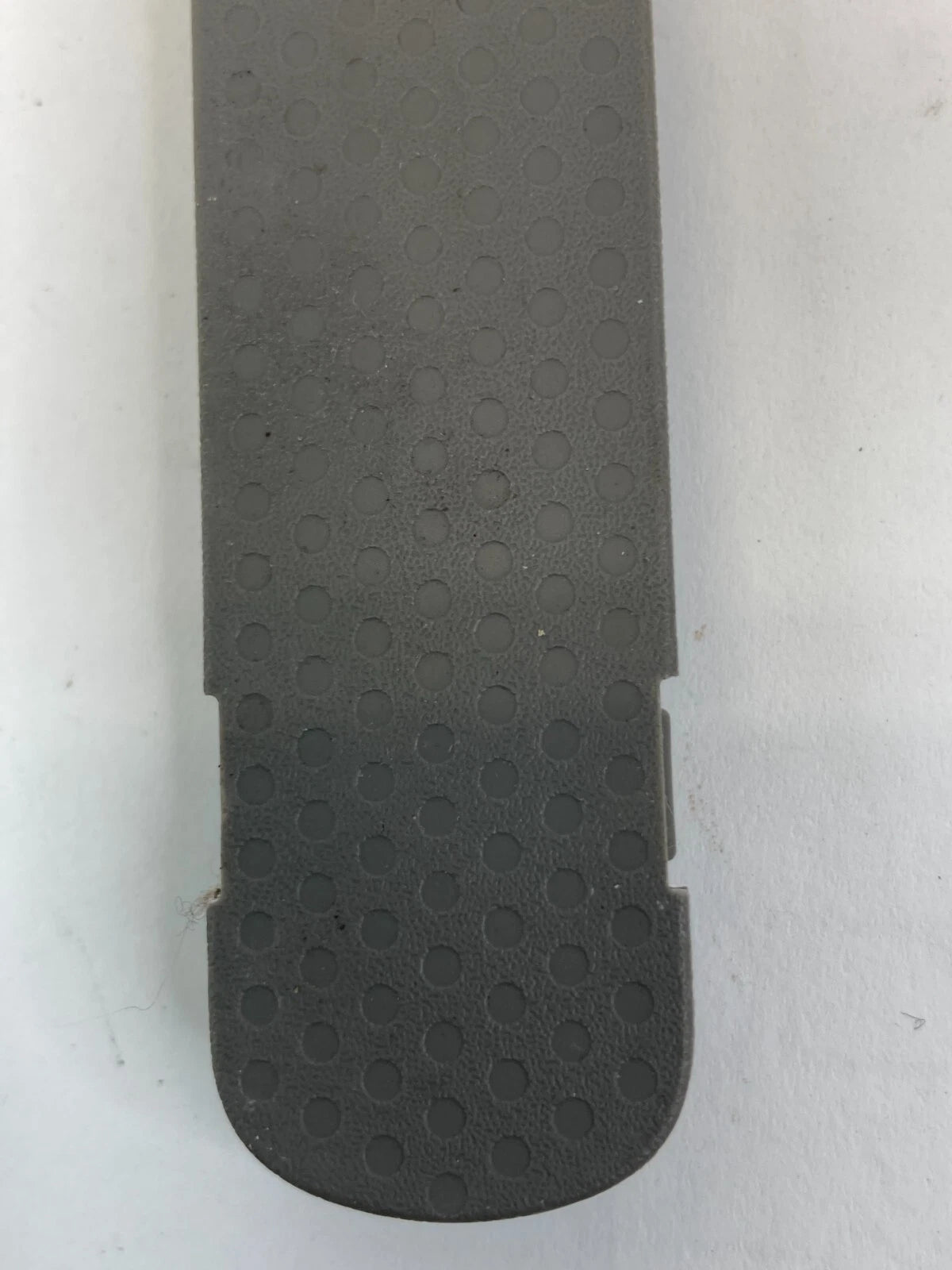 2007-2009 NISSAN SENTRA REAR LEFT DOOR PULL HANDLE SCREW COVER 80944-ET000 OEM