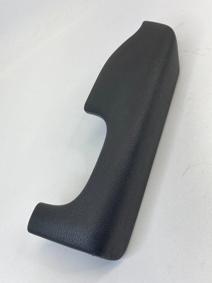 2010 DODGE CALIBER REAR RIGHT PASSENGER SIDE ARM REST ARMREST DOOR PANEL OEM