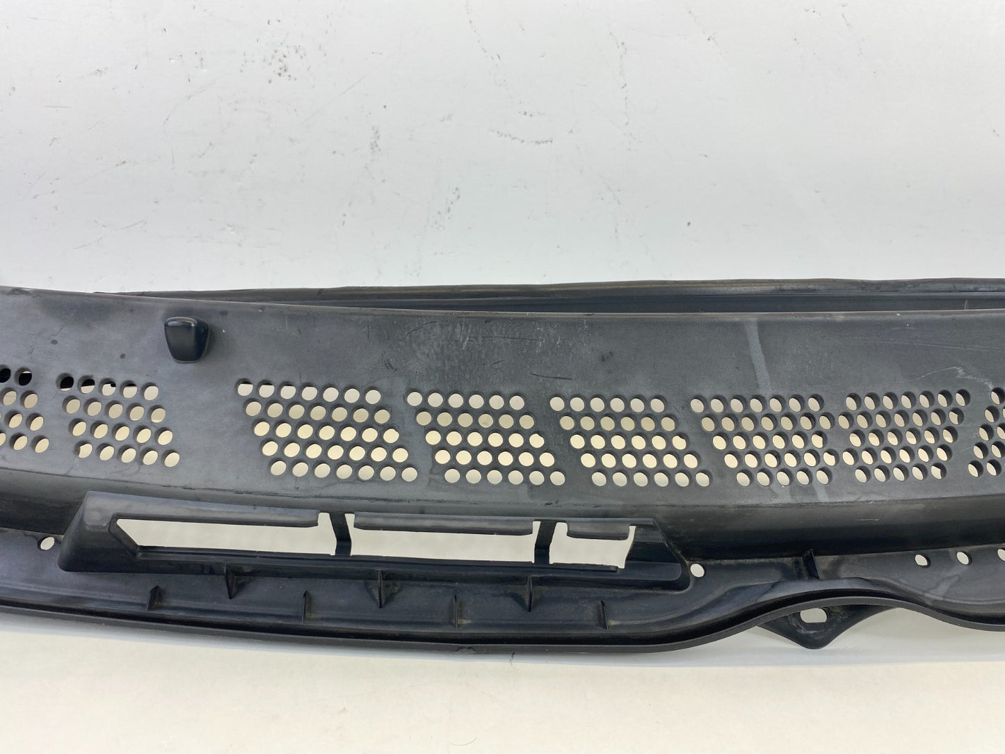 2005-2010 Honda Odyssey Front Windshield Cowl Top Panel Grille 74200-SHJ-A000