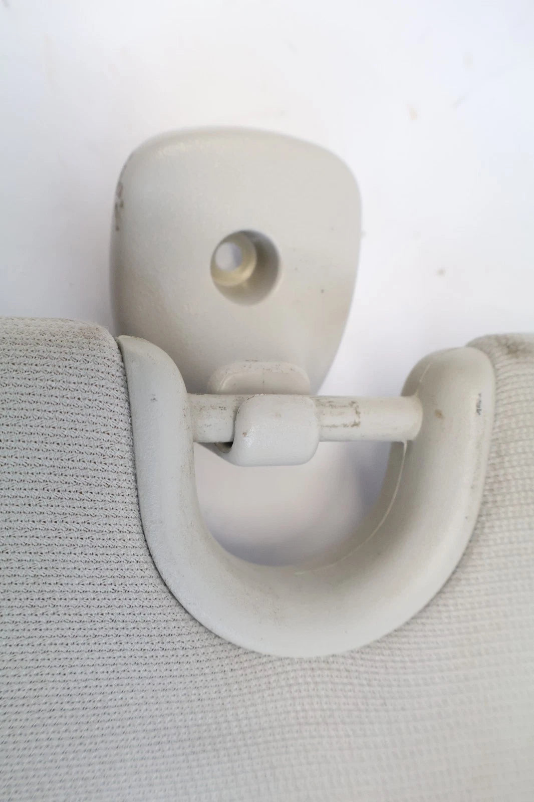 2011-2017 JEEP COMPASS PATRIOT SUN VISOR PAIR DRIVER PASSENGER GRAY OEM