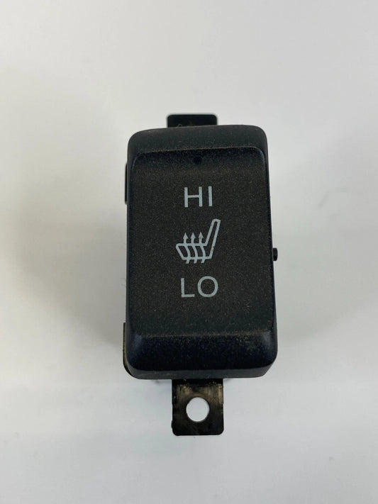 03-07 HONDA ACCORD SEDAN CENTER CONSOLE HEATED SEAT SWITCH BUTTON M22831 OEM