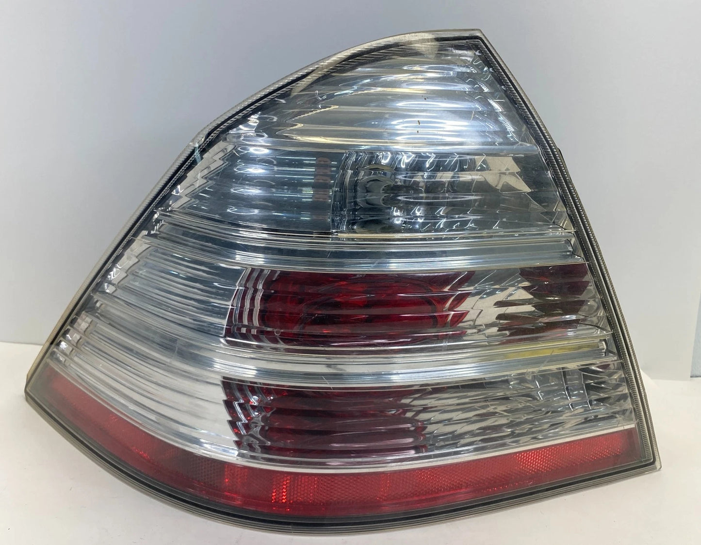 2008 2009 FORD TAURUS LEFT DRIVER SIDE TAIL LIGHT LAMP TAILLIGHT 8G1313B505AK