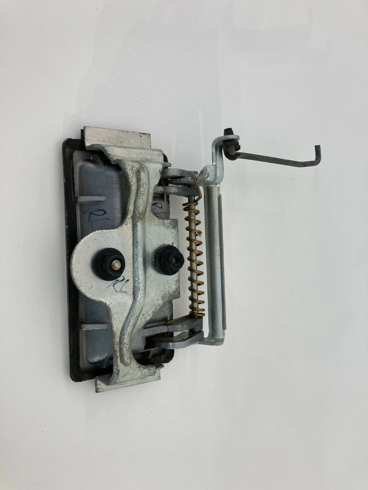 1990-1993 CHRYSLER IMPERIAL REAR LEFT DRIVER SIDE EXTERIOR DOOR HANDLE ASSEMBLY