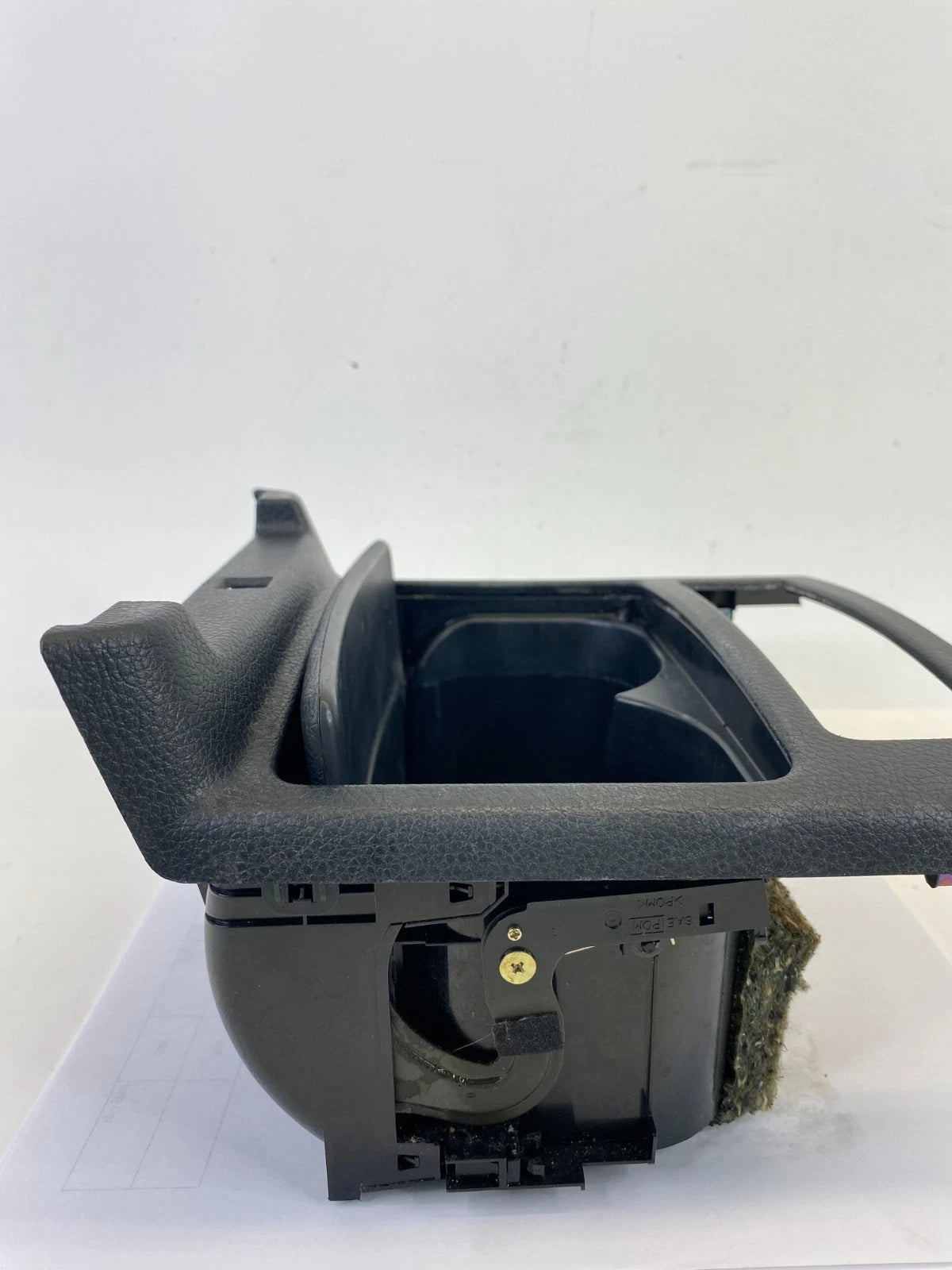 2006-2010 INFINITI M35 M45 CENTER CONSOLE DUAL CUP HOLDER BLACK 68430-EH100 OEM