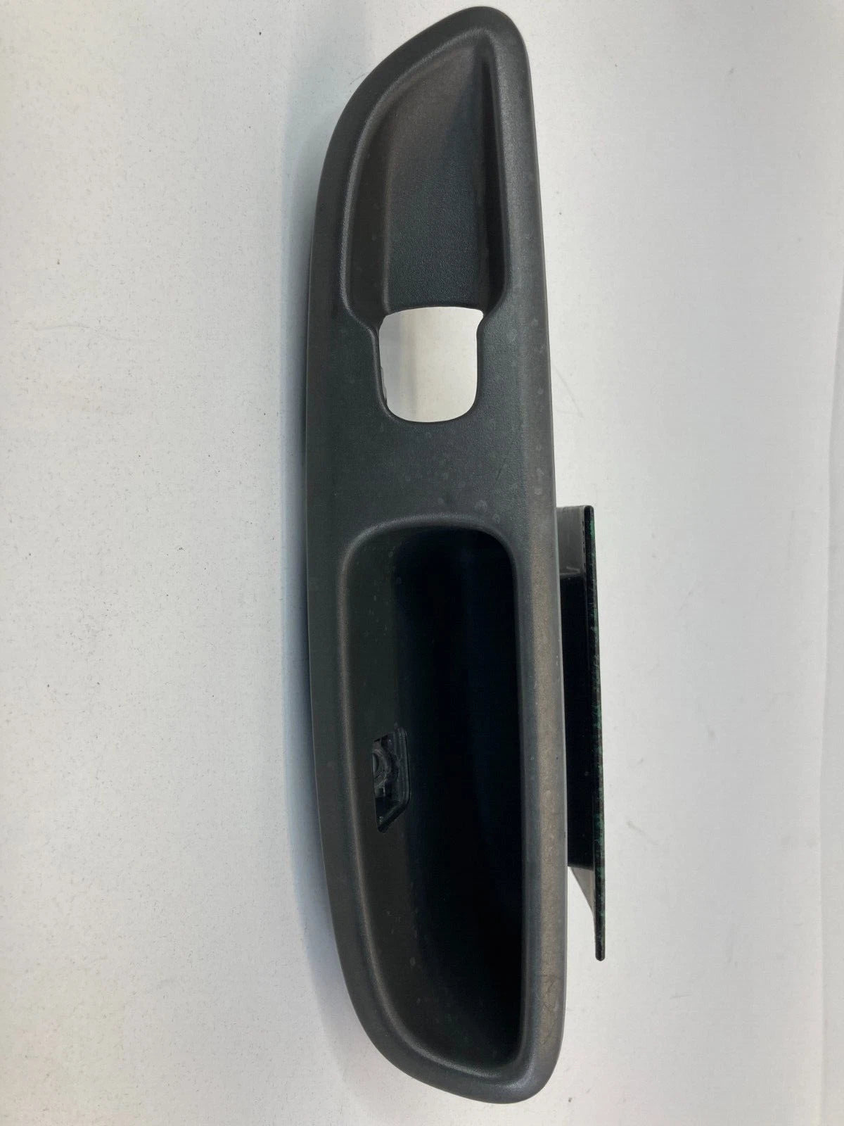 2001-2009 VOLVO S60 REAR LEFT SIDE DOOR WINDOW SWITCH BEZEL TRIM 9193301 OEM