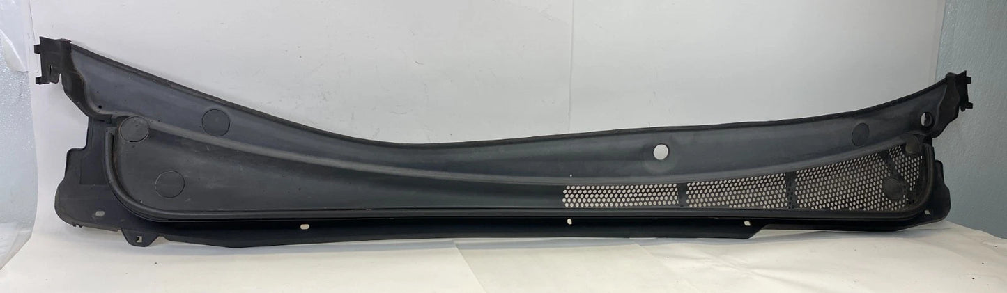 05-10 HONDA ODYSSEY FRONT WINDSHIELD COWL TOP PANEL GRILLE 74200-SHJ-A000 OEM