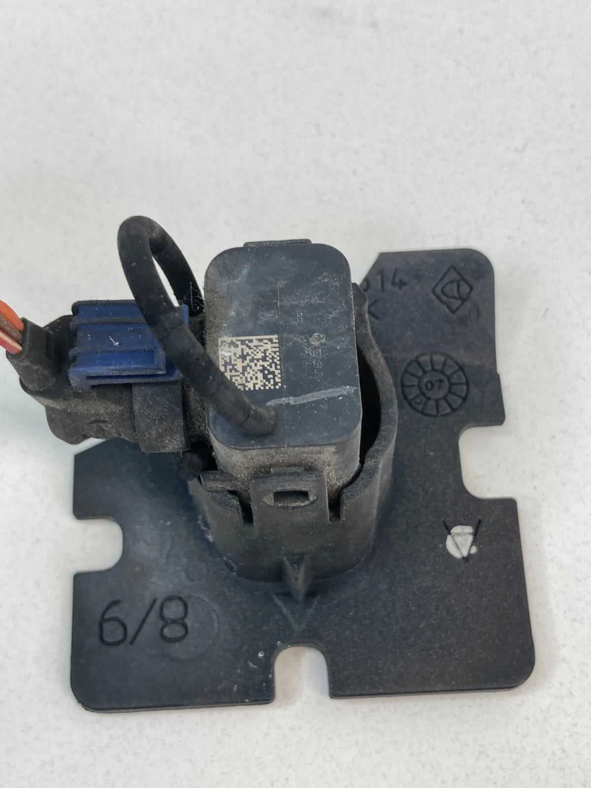 06-10 MERCEDES-BENZ R350 REAR BUMPER PARKING AID DISTANCE SENSOR W/ BRACKET OEM