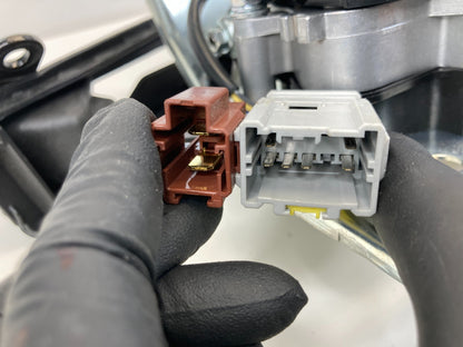 2011-2017 Honda Odyssey Rear Trunk Tailgate Lift Motor Actuator P72-69450-C OEM