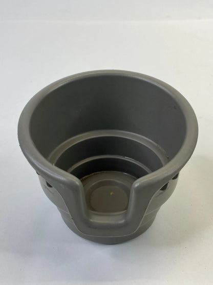2000-2006 GMC YUKON CHEVROLET TAHOE REAR LEFT CUP HOLDER BEZEL 15710891 OEM
