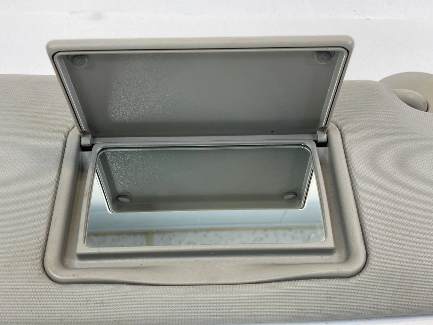 2011-2016 CHEVROLET CRUZE PASSENGER SUNVISOR RIGHT SUN VISOR SHADE OEM