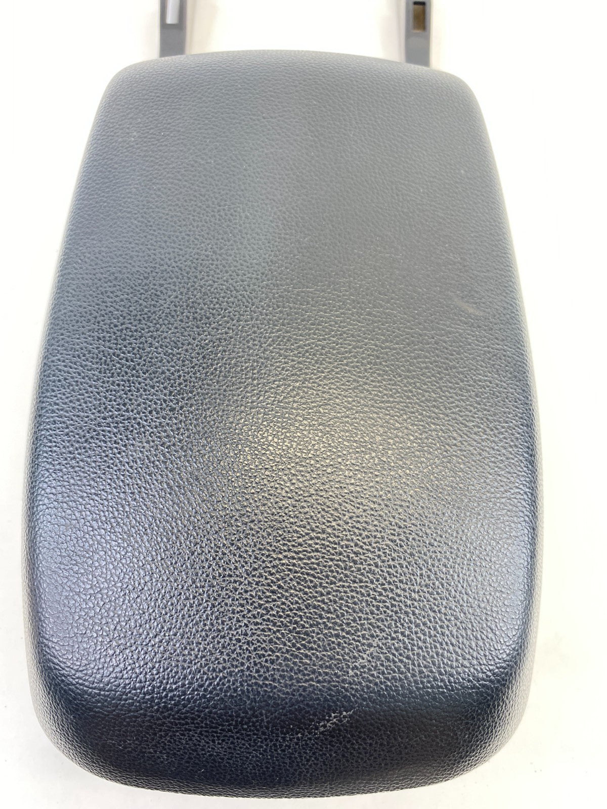 13-17 Hyundai Elantra GT Center Console Arm Rest Lid Cover w/ Sliding Armrest