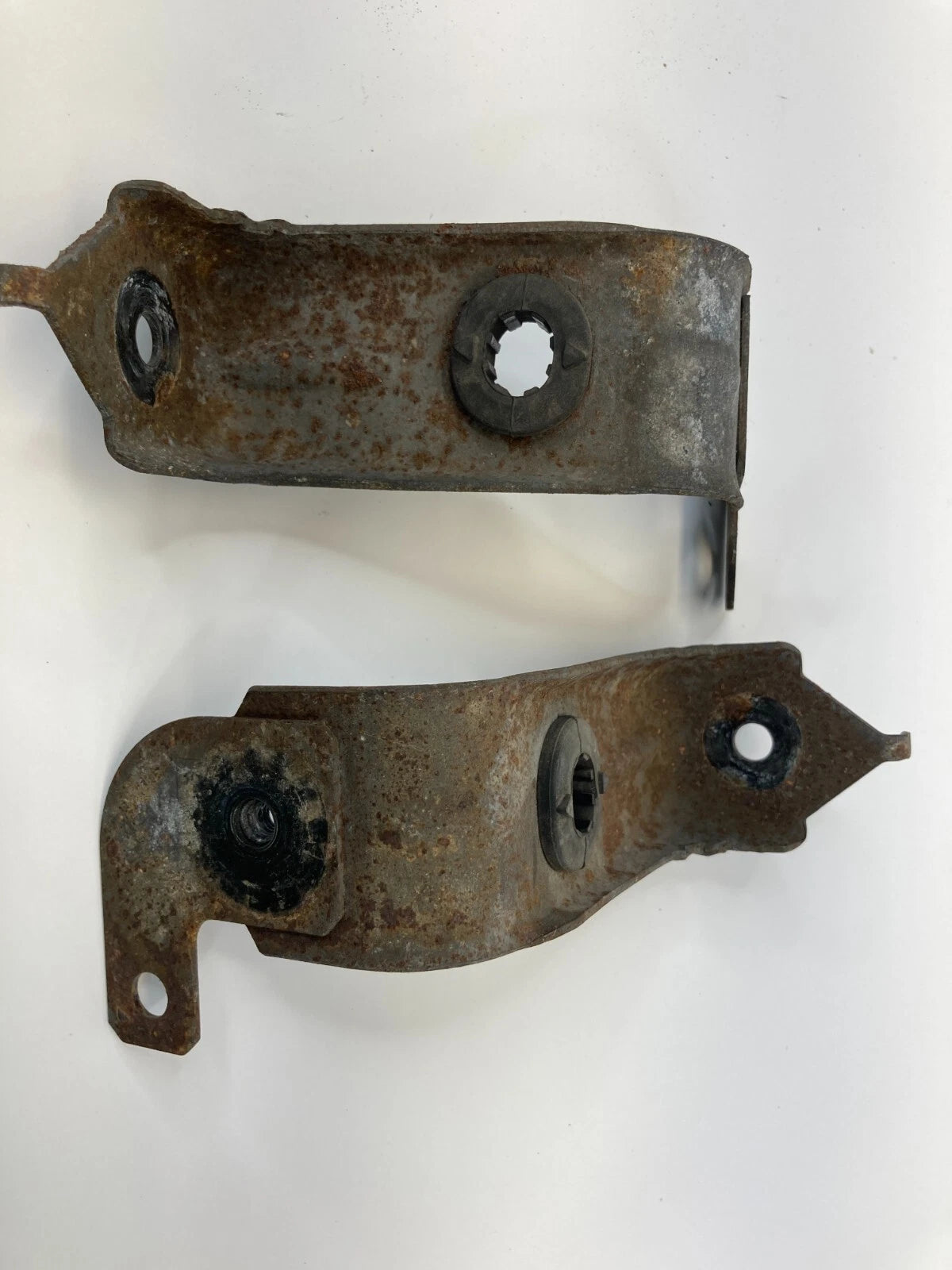 2000-2006 MAZDA MPV A/C AC CONDENSER UPPER MOUNT BRACKET SUPPORT SET PAIR OEM