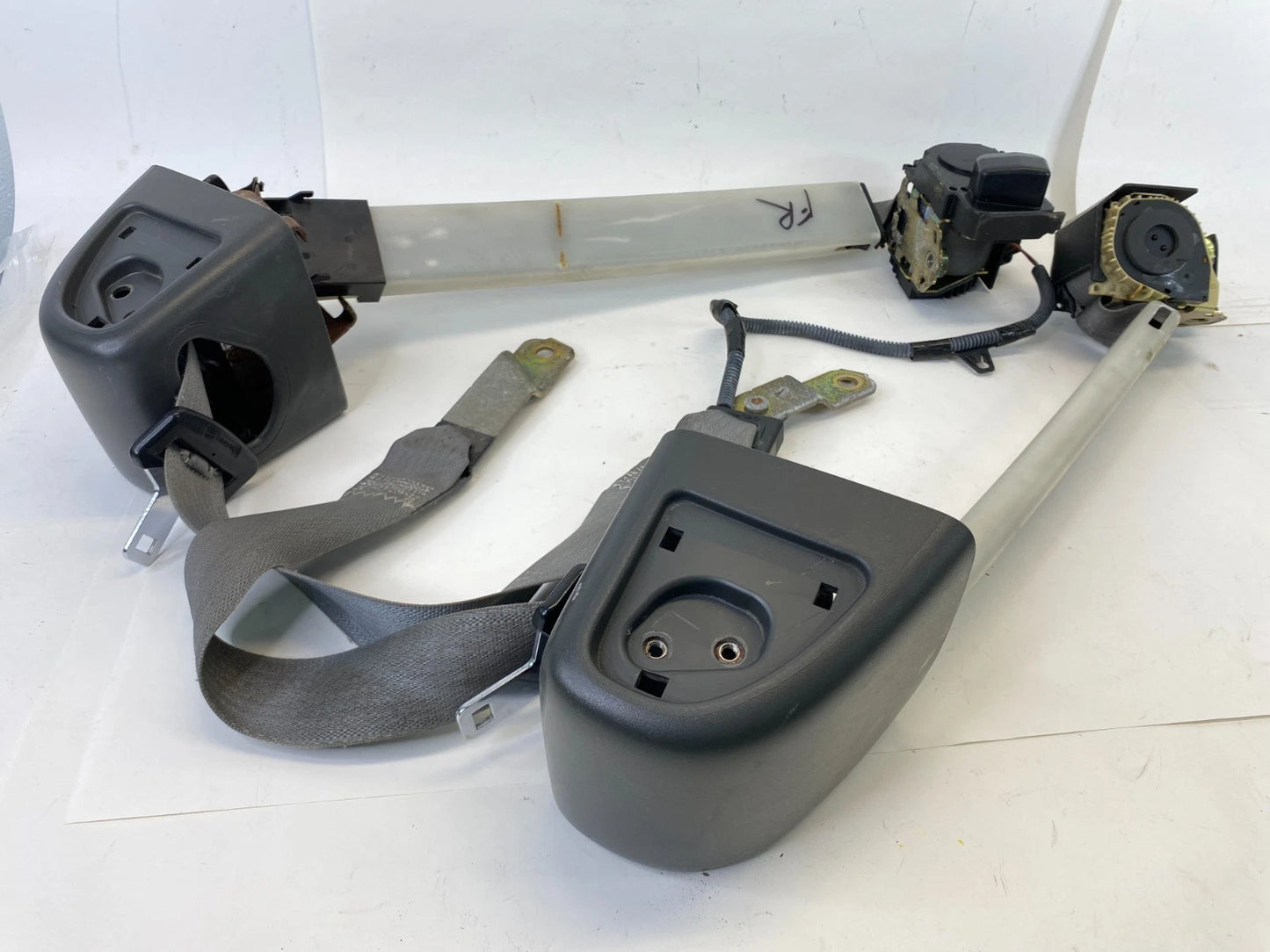 04 05 06 FORD F-150 F150 FRNT LEFT & RIGHT SIDE SEAT BELT RETRACTOR SET PAIR OEM