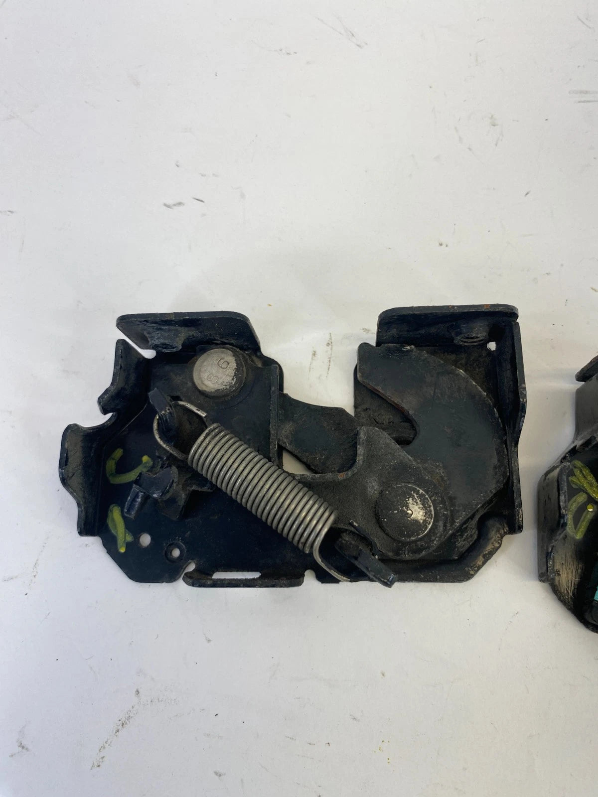07 08 INFINITI G35 08-13 G37 FR HOOD LOCK LATCH RELEASE ACTUATOR SET LH & RH OEM