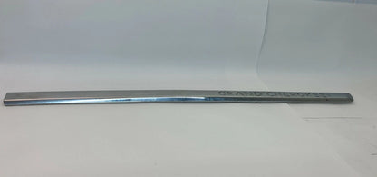 06 07 JEEP GRAND CHEROKEE FRONT RH PASSENGER DOOR LOWER MOLDING 04806274AA OEM