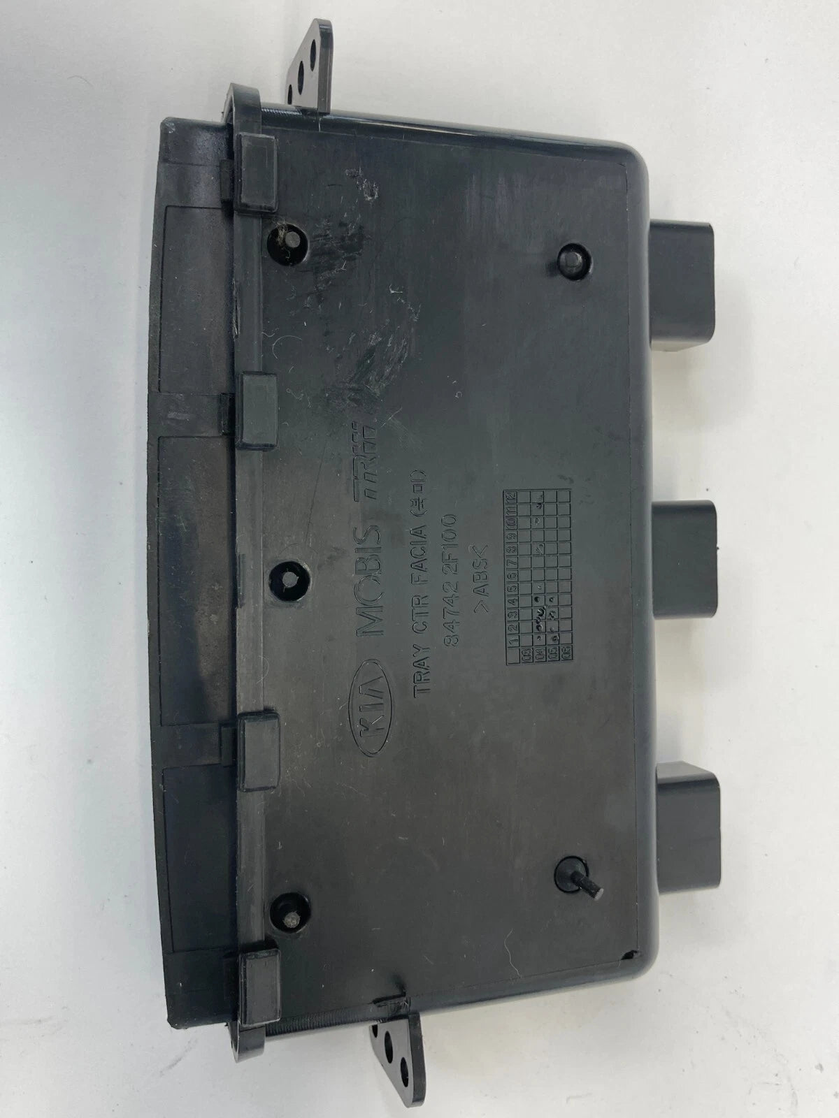 2004-2006 KIA SPECTRA SEDAN 4DR DASHBOARD CENTER STORAGE TRAY FASCIA 84742-2F100