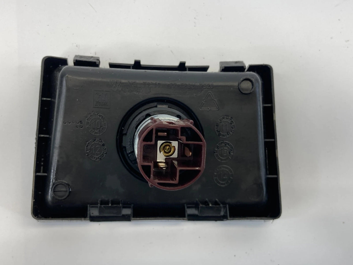 2011-2015 CHEVY CHEVROLET CRUZE REAR CENTER CONSOLE POWER OUTLET OEM