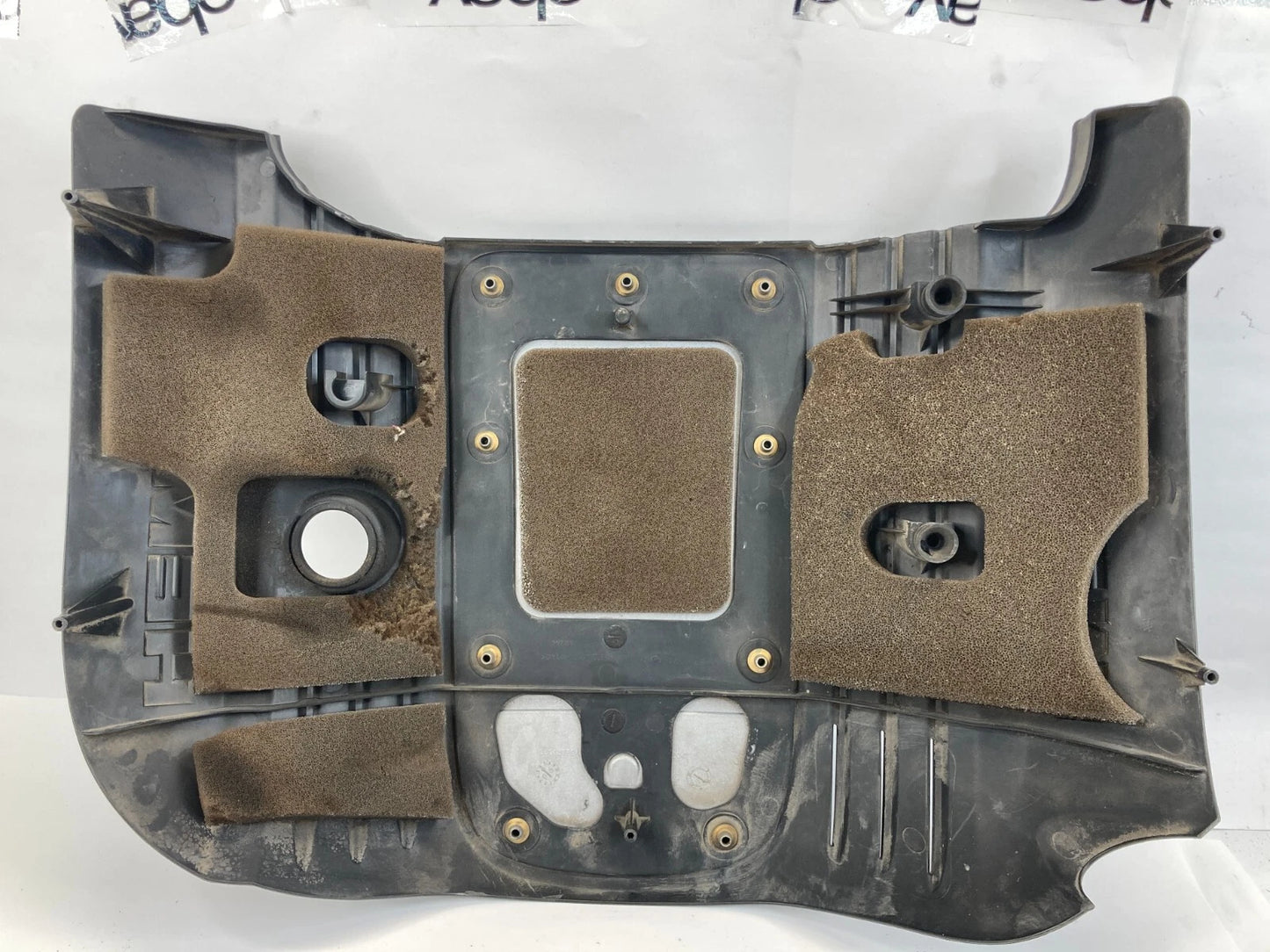 2005-2010 JEEP GRAND CHEROKEE COMMANDER 5.7L V8 HEMI ENGINE COVER 53013789AA OEM