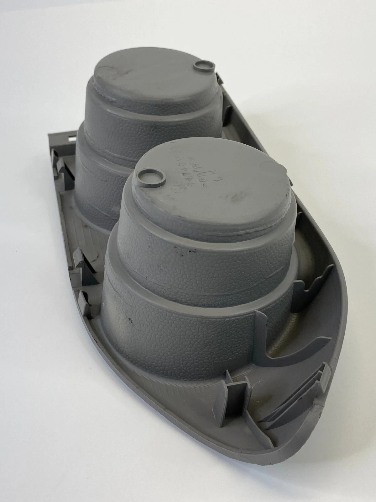 2004-2010 TOYOTA SIENNA REAR LEFT SIDE PANEL DUAL CUP HOLDER 64746-AE010 OEM