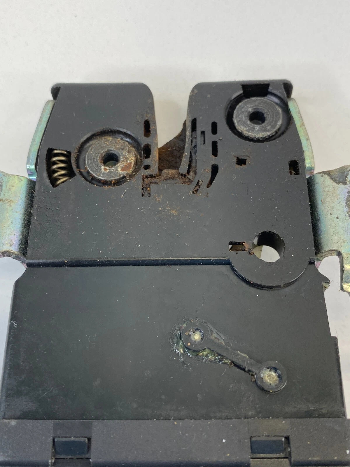 2002-2006 MINI COOPER REAR TRUNK TAILGATE HATCH LOCK LATCH ACTUATOR 2754528 OEM