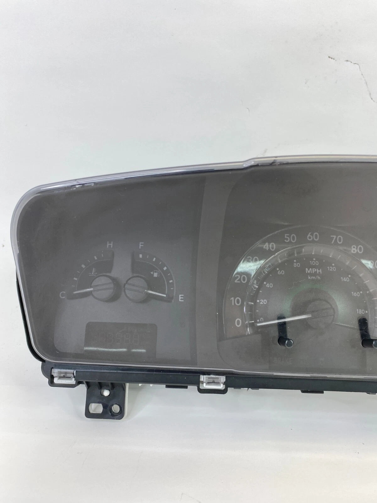 2009 DODGE JOURNEY INSTRUMENT CLUSTER SPEEDOMETER GAUGES 184K MILES 05172539AD