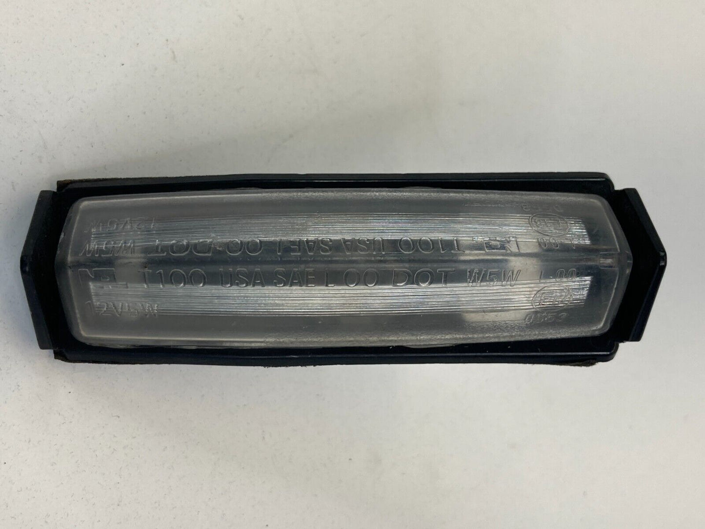 2002-2011 Toyota Camry Rear Trunk Lid License Plate Light Lamp lens E130553 OEM