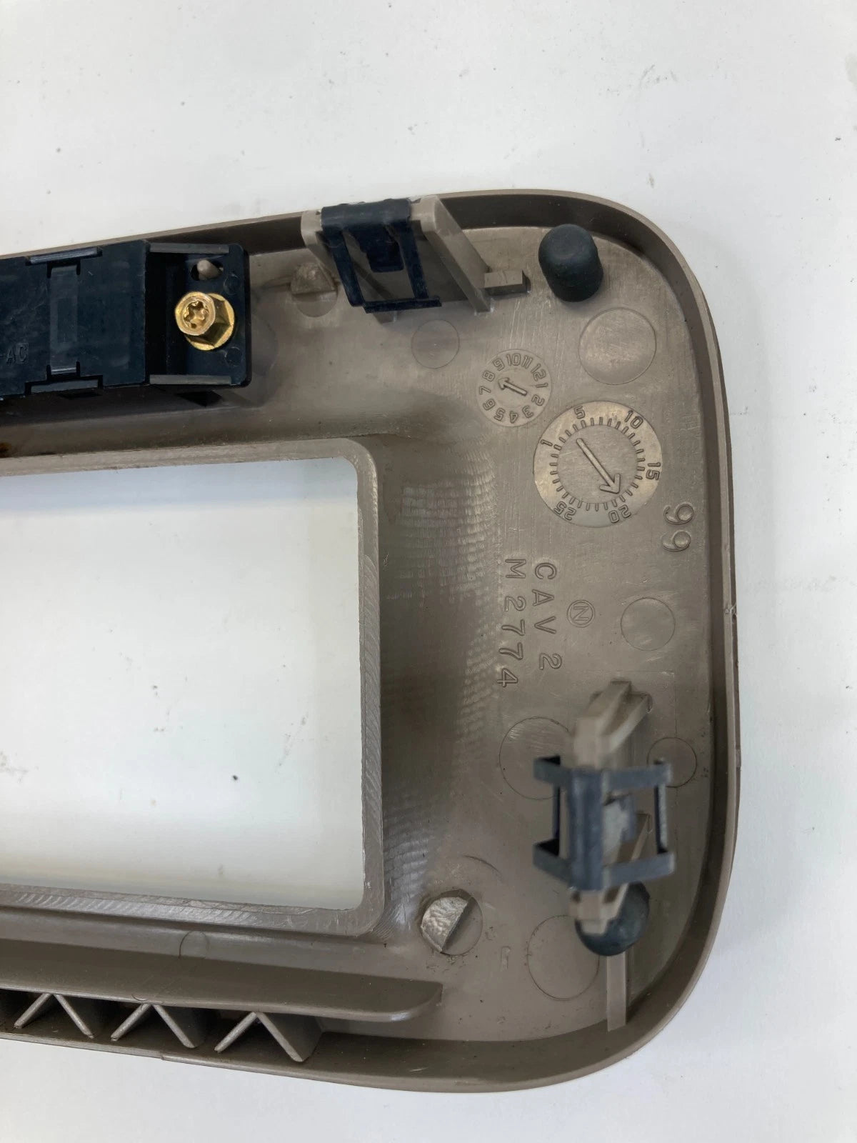 1998-2002 LINCOLN TOWN CAR CLIMATE CONTROL A/C HEATER BEZEL TRIM OEM