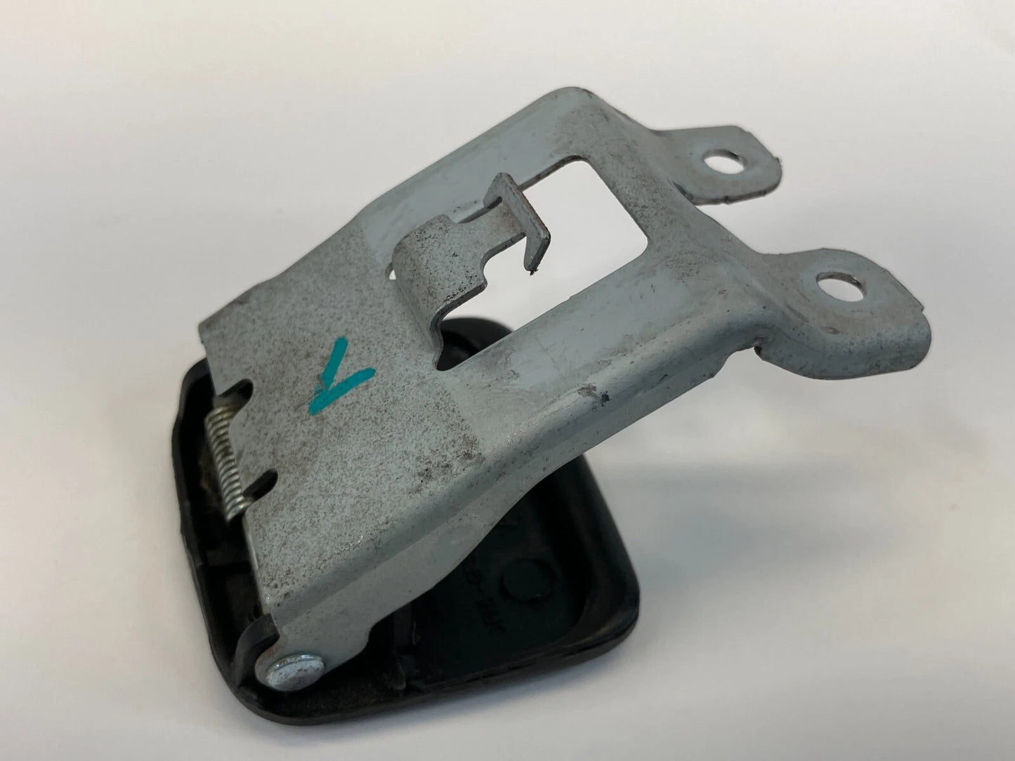 2012-2015 CHEVROLET CAPTIVA SPORT HOOD LOCK LATCH MECHANISM ASSEMBLY OEM